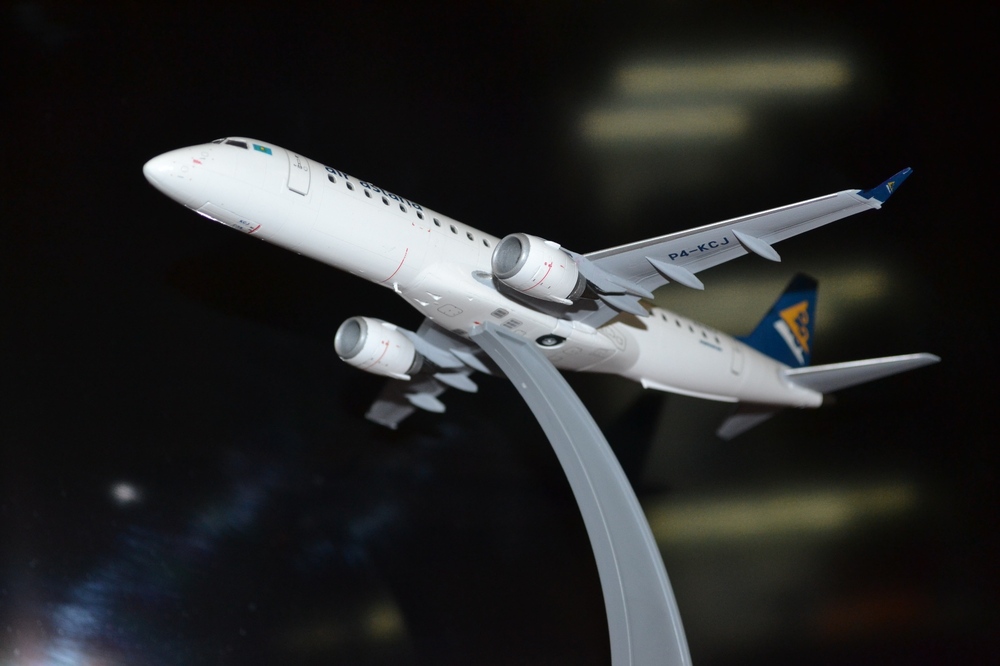 Embraer-190 Air Astana TOTAL_3.JPG