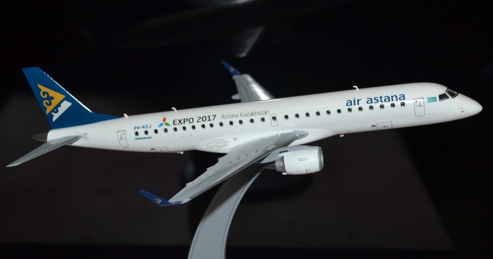 Embraer-190 Air Astana TOTAL_8.JPG