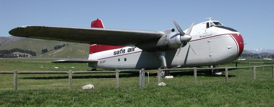 Bristol_Freighter_at_Omaka_Aviation_Heritage_Centre.jpg