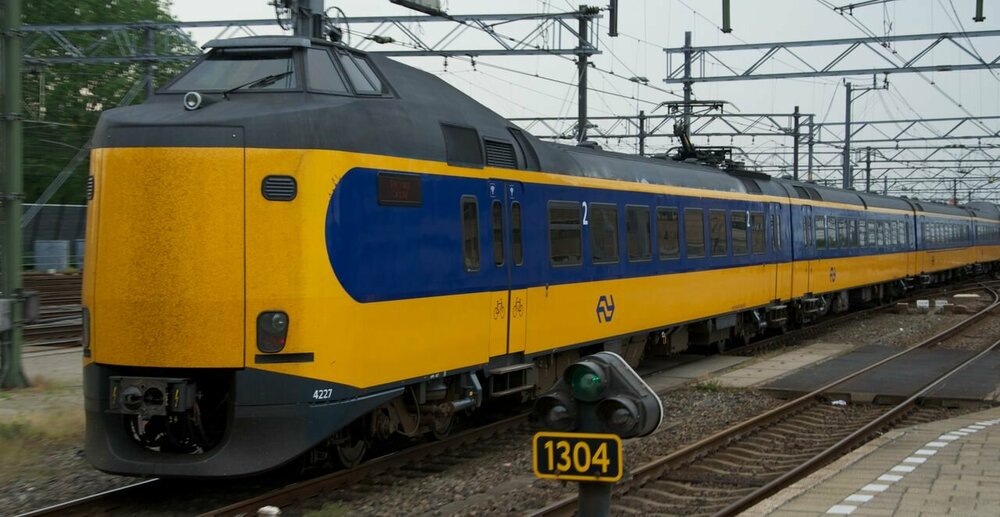 NS_Koploper_ICM_4227_verlaat_Utrecht_Centraal.jpg