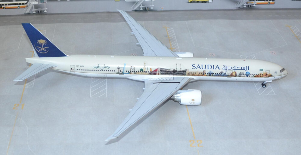 boeing-777-300-saudia-hz-ak28_284_3.jpg