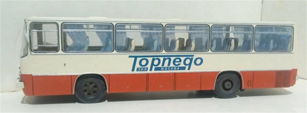 Ikarus_255_Torpedo_02.jpg
