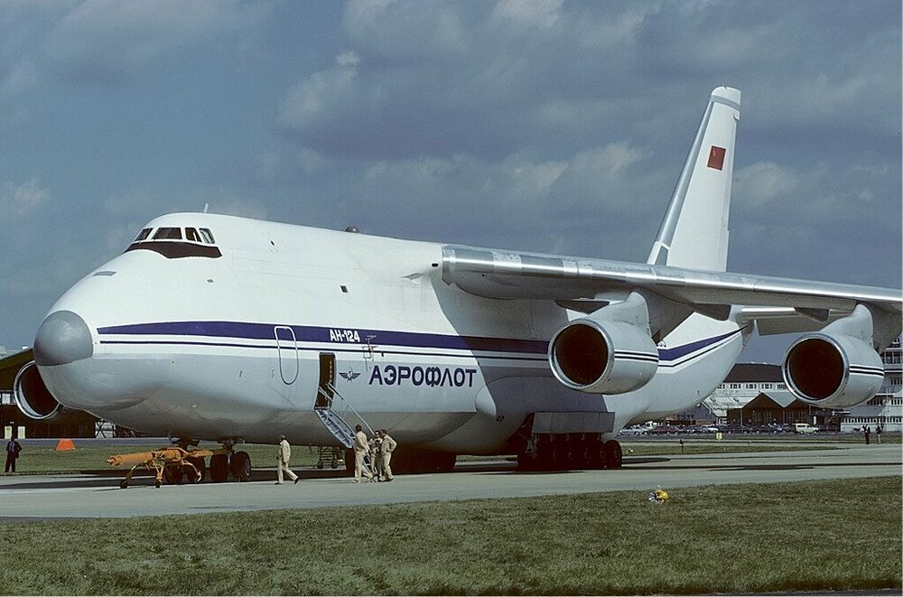 Aeroflot_Antonov_An-124_Freer.thumb.jpg.14c70df9942c2003880ce32c39a28798.jpg