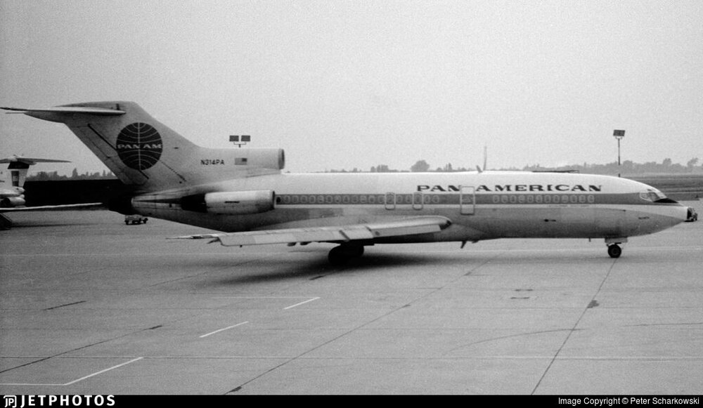 727PanAm0.thumb.jpg.0093a3961c33075e7ed44e5ccba197cf.jpg